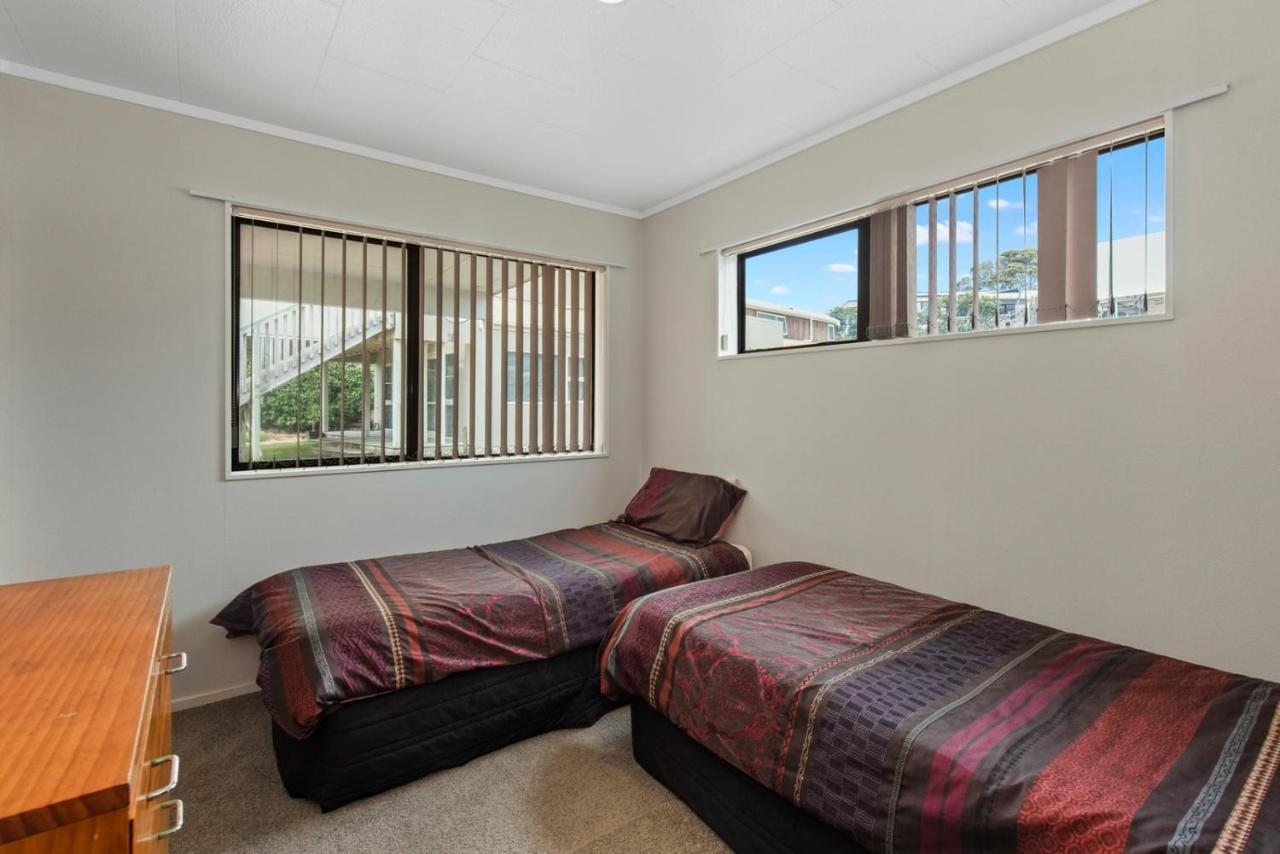 Oceanside Bach - Mount Maunganui Holiday Home 외부 사진