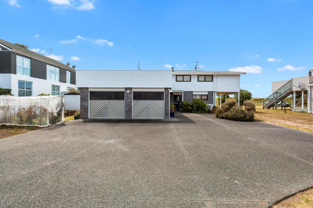 Oceanside Bach - Mount Maunganui Holiday Home 외부 사진